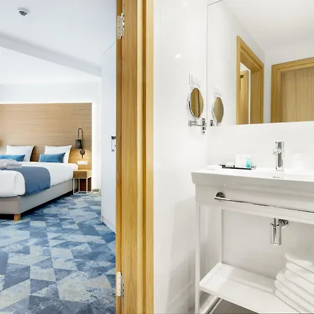 Seaside Park Hotel 4*