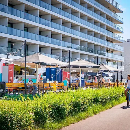 Seaside Park Отель Колобжег