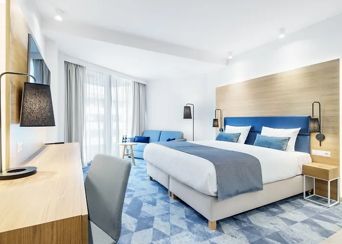 Seaside Park Отель Колобжег